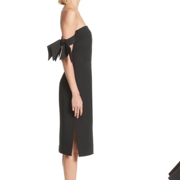 Off the shoulder stretch cady sheath dress - Picture 5 of 9